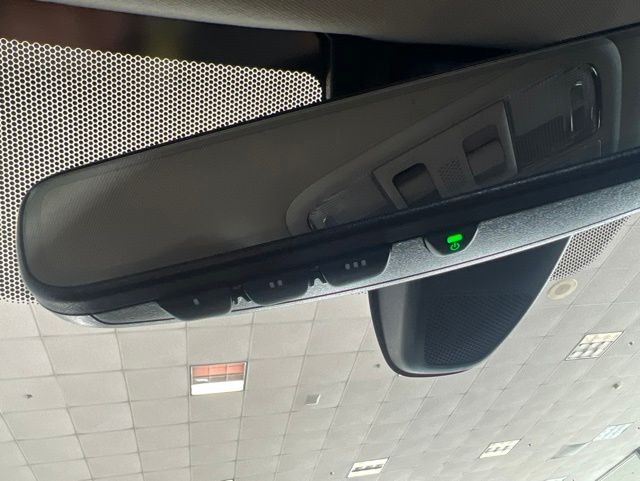 Honda HR-V Vehicle Full-screen Gallery Image 29