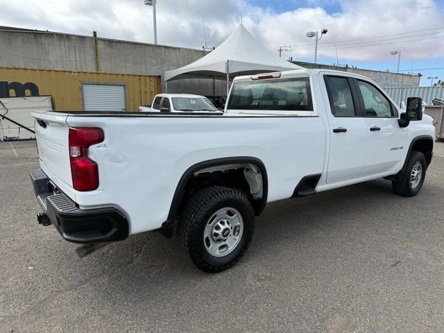 Chevrolet Silverado 2500HD Vehicle Full-screen Gallery Image 05