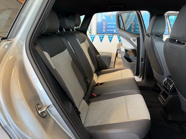 Volkswagen ID.4 Vehicle Full-screen Gallery Image 17