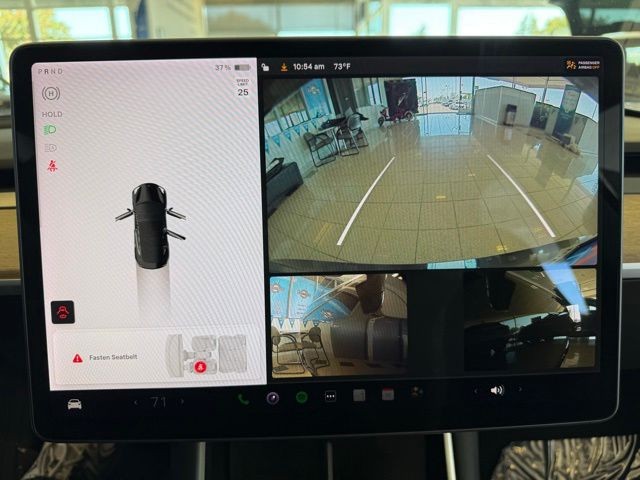 Tesla Model 3 Vehicle Full-screen Gallery Image 13