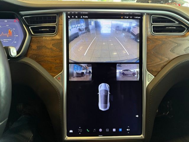 Tesla Model S Vehicle Full-screen Gallery Image 14