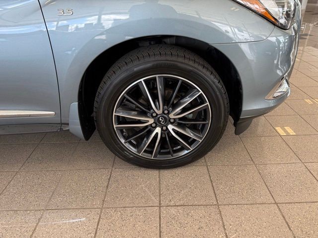 INFINITI QX60 Vehicle Full-screen Gallery Image 10