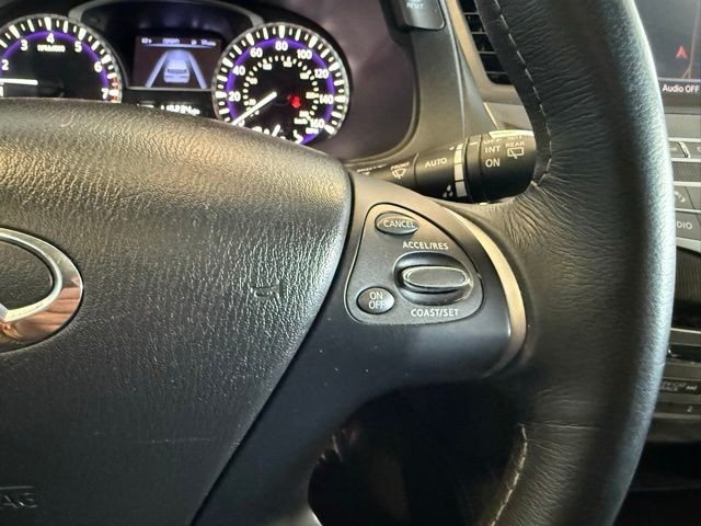 INFINITI QX60 Vehicle Full-screen Gallery Image 18