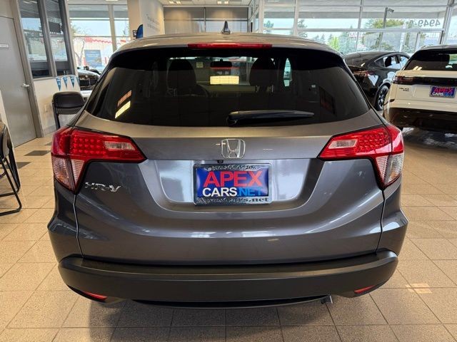 Honda HR-V Vehicle Full-screen Gallery Image 04