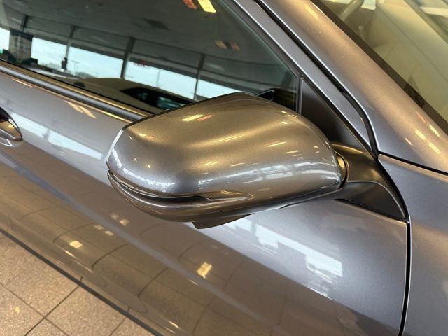 Honda HR-V Vehicle Full-screen Gallery Image 10