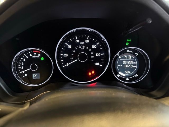 Honda HR-V Vehicle Full-screen Gallery Image 12