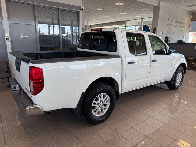 Nissan Frontier Vehicle Full-screen Gallery Image 03