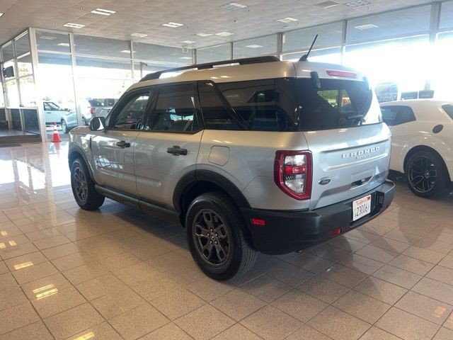Ford Bronco Sport Vehicle Full-screen Gallery Image 07