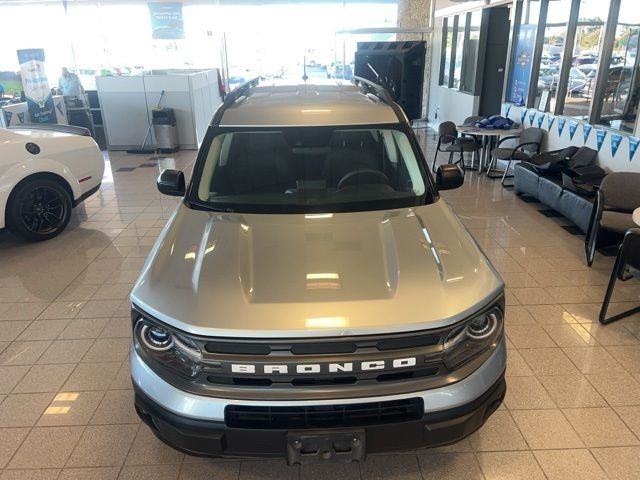 Ford Bronco Sport Vehicle Full-screen Gallery Image 11