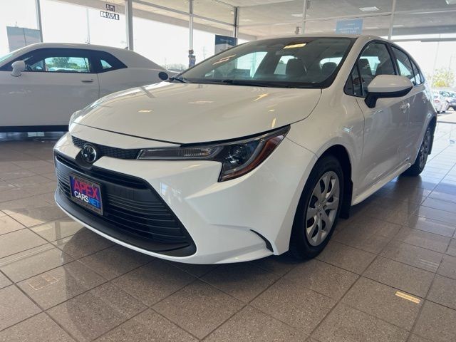 Toyota Corolla Vehicle Full-screen Gallery Image 14