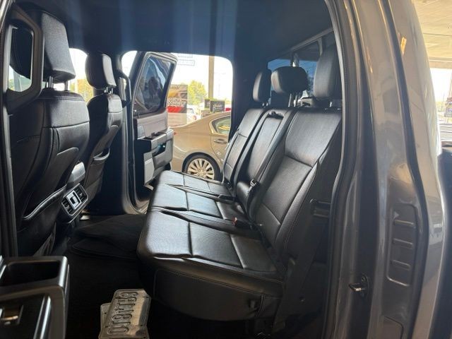 Ford F-150 Vehicle Full-screen Gallery Image 20