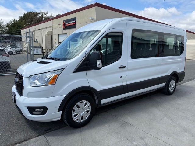Ford Transit Passenger Wagon Vehicle Full-screen Gallery Image 07
