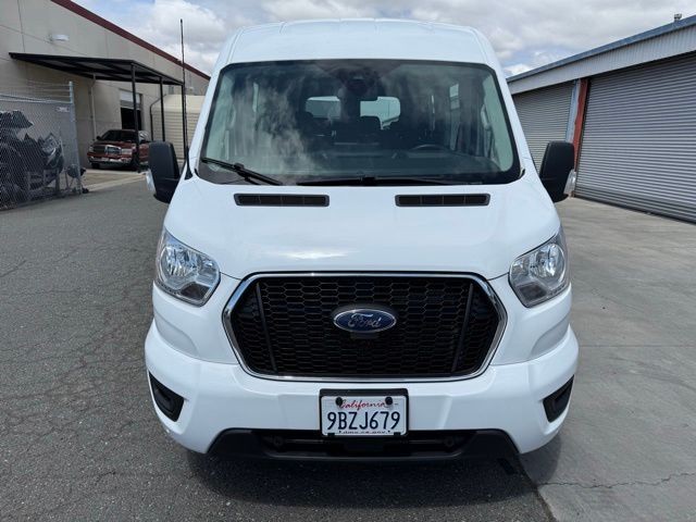 Ford Transit Passenger Wagon Vehicle Full-screen Gallery Image 08