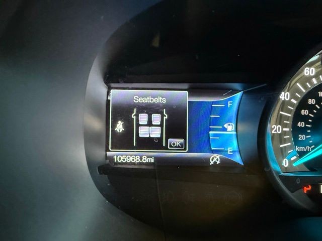 Ford Edge Vehicle Full-screen Gallery Image 12