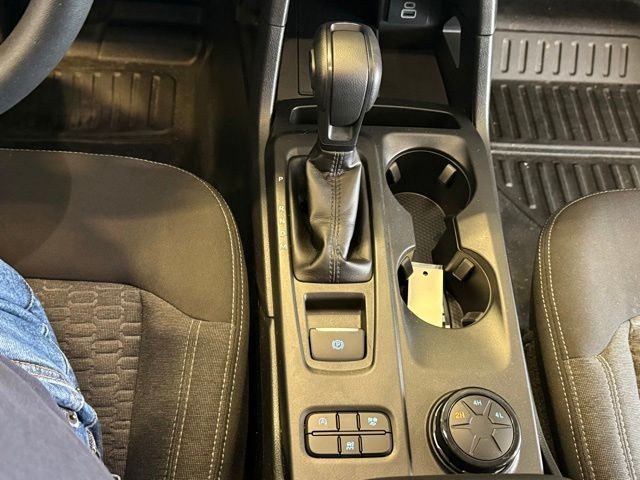 Ford Ranger Vehicle Full-screen Gallery Image 17