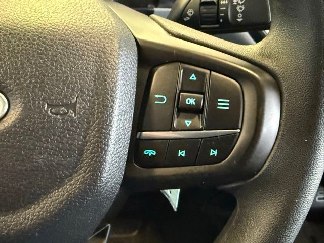 Ford Ranger Vehicle Full-screen Gallery Image 18
