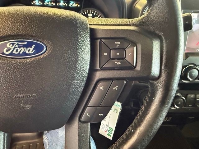 Ford F-150 Vehicle Full-screen Gallery Image 17