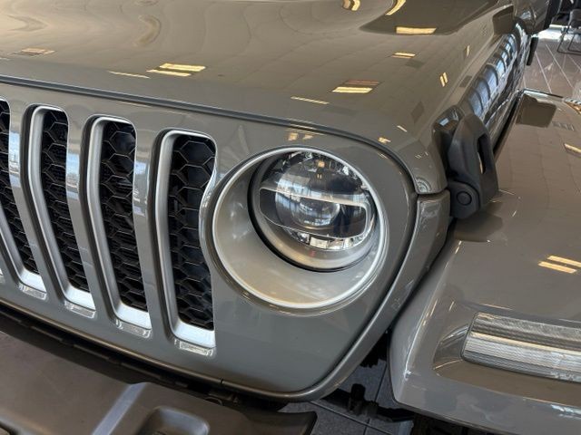 Jeep Wrangler Vehicle Full-screen Gallery Image 09