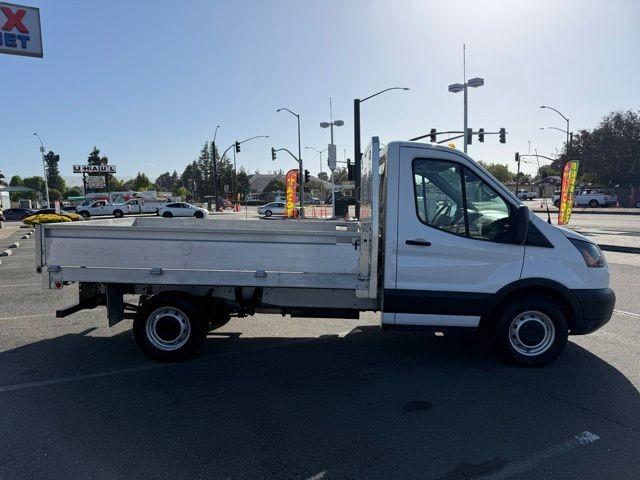 Ford Transit Chassis Vehicle Full-screen Gallery Image 02