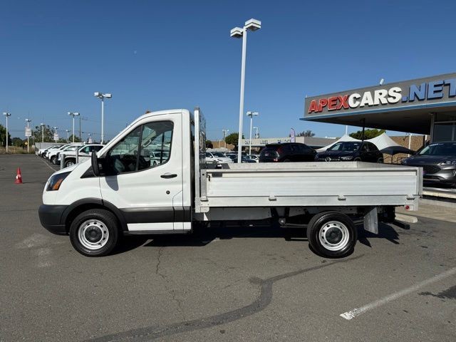 Ford Transit Chassis Vehicle Full-screen Gallery Image 06