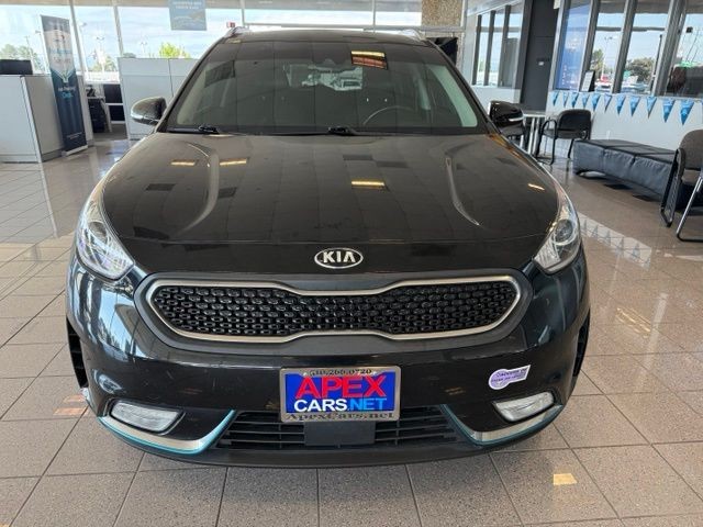 Kia Niro Plug-In Hybrid Vehicle Full-screen Gallery Image 07