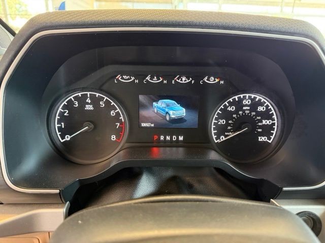Ford F-150 Vehicle Full-screen Gallery Image 14