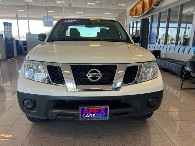 Nissan Frontier Vehicle Full-screen Gallery Image 13