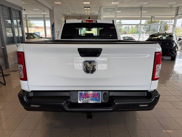 Ram 1500 Vehicle Full-screen Gallery Image 05