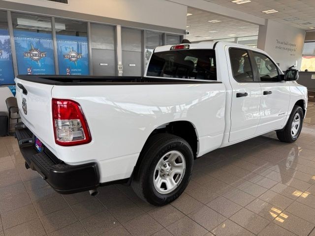 Ram 1500 Vehicle Full-screen Gallery Image 07