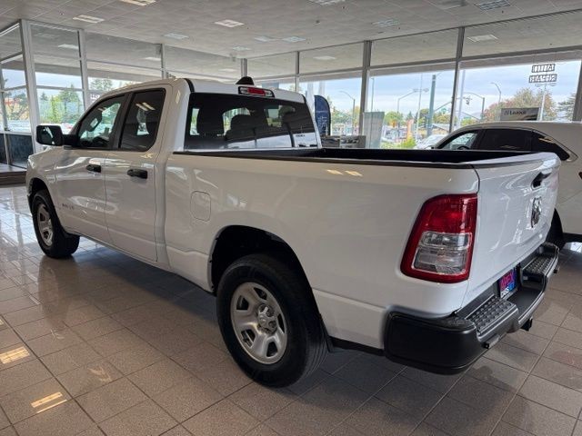 Ram 1500 Vehicle Full-screen Gallery Image 09