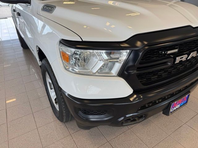 Ram 1500 Vehicle Full-screen Gallery Image 12