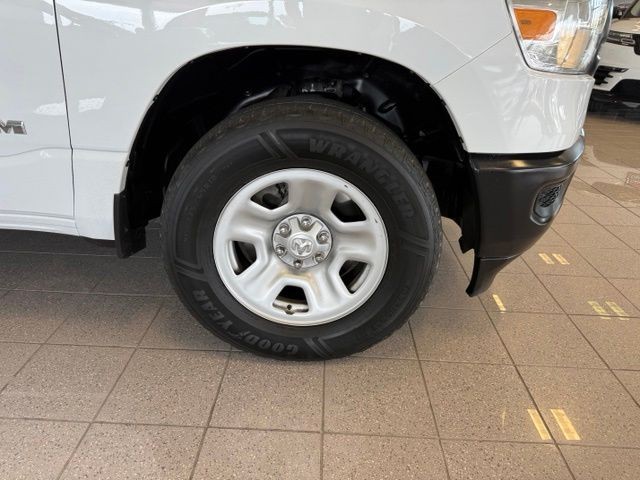 Ram 1500 Vehicle Full-screen Gallery Image 14