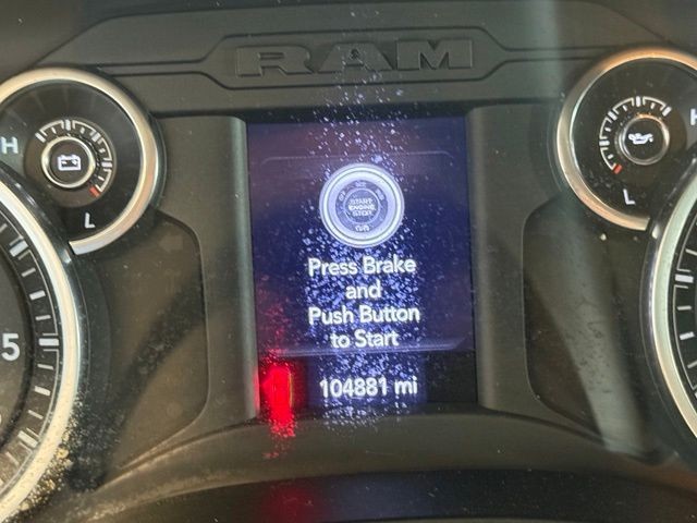 Ram 1500 Vehicle Full-screen Gallery Image 17
