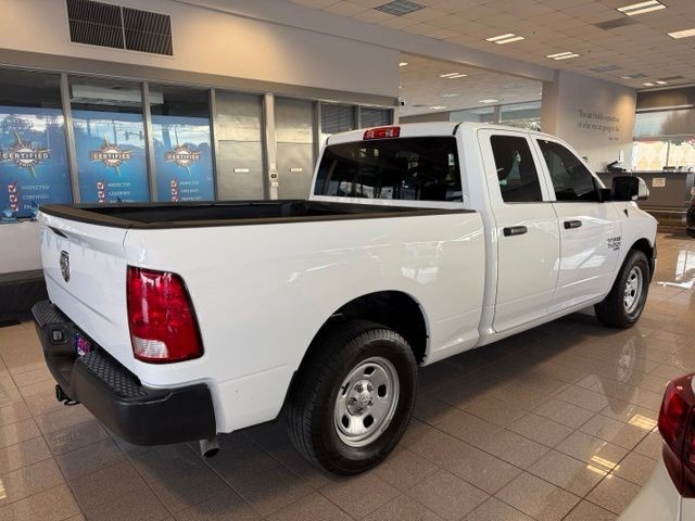 Ram 1500 Classic Vehicle Full-screen Gallery Image 06
