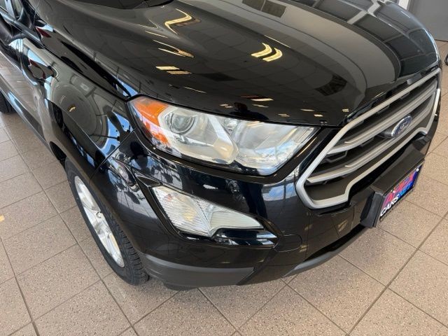 Ford EcoSport Vehicle Full-screen Gallery Image 08