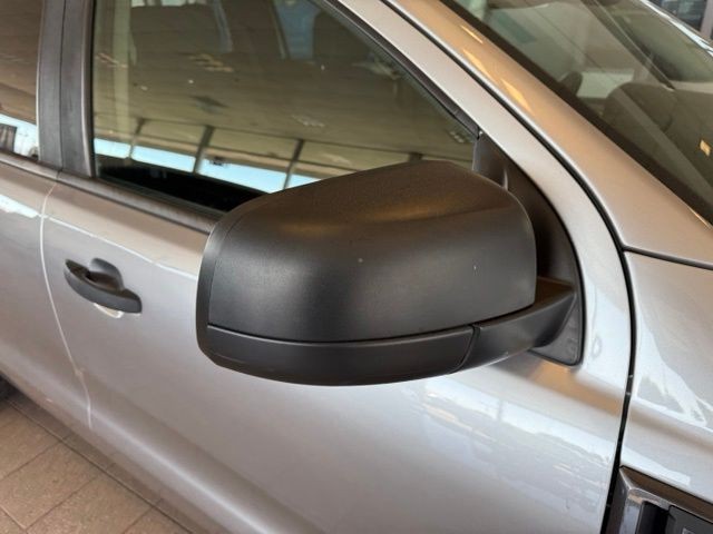 Ford Ranger Vehicle Full-screen Gallery Image 12