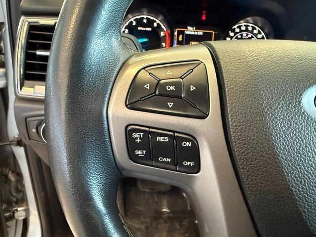 Ford Ranger Vehicle Full-screen Gallery Image 19