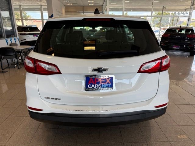 Chevrolet Equinox Vehicle Full-screen Gallery Image 04