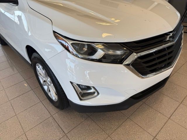 Chevrolet Equinox Vehicle Full-screen Gallery Image 08