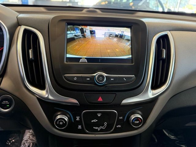Chevrolet Equinox Vehicle Full-screen Gallery Image 15