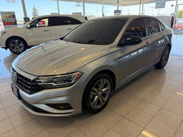 Volkswagen Jetta Vehicle Full-screen Gallery Image 06