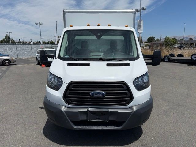 Ford Transit Chassis Vehicle Full-screen Gallery Image 08