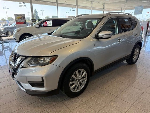 Nissan Rogue Vehicle Full-screen Gallery Image 06