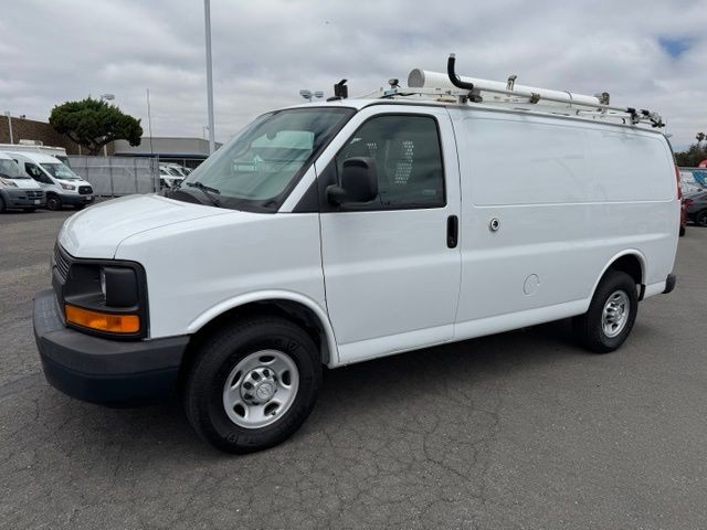 Chevrolet Express Cargo Van Vehicle Full-screen Gallery Image 07