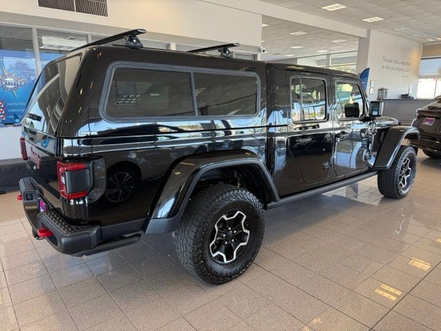Jeep Gladiator Vehicle Full-screen Gallery Image 03