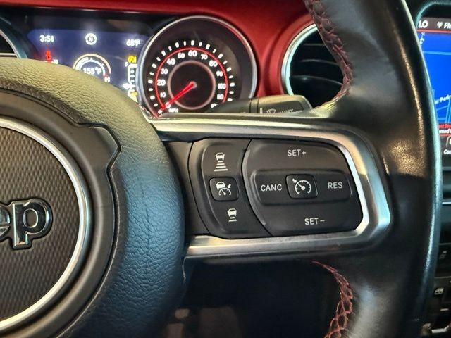 Jeep Gladiator Vehicle Full-screen Gallery Image 18