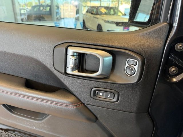 Jeep Gladiator Vehicle Full-screen Gallery Image 20