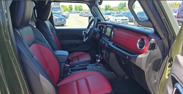 Jeep Wrangler 4xe Vehicle Full-screen Gallery Image 04