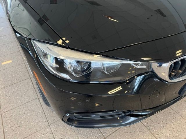 BMW 4 Series Vehicle Full-screen Gallery Image 12