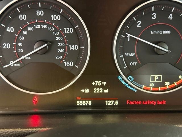 BMW 4 Series Vehicle Full-screen Gallery Image 15
